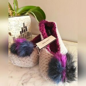 Nine West Gray Knit Slippers With Faux Fur Pom Poms | Size XL/11 (NWT)